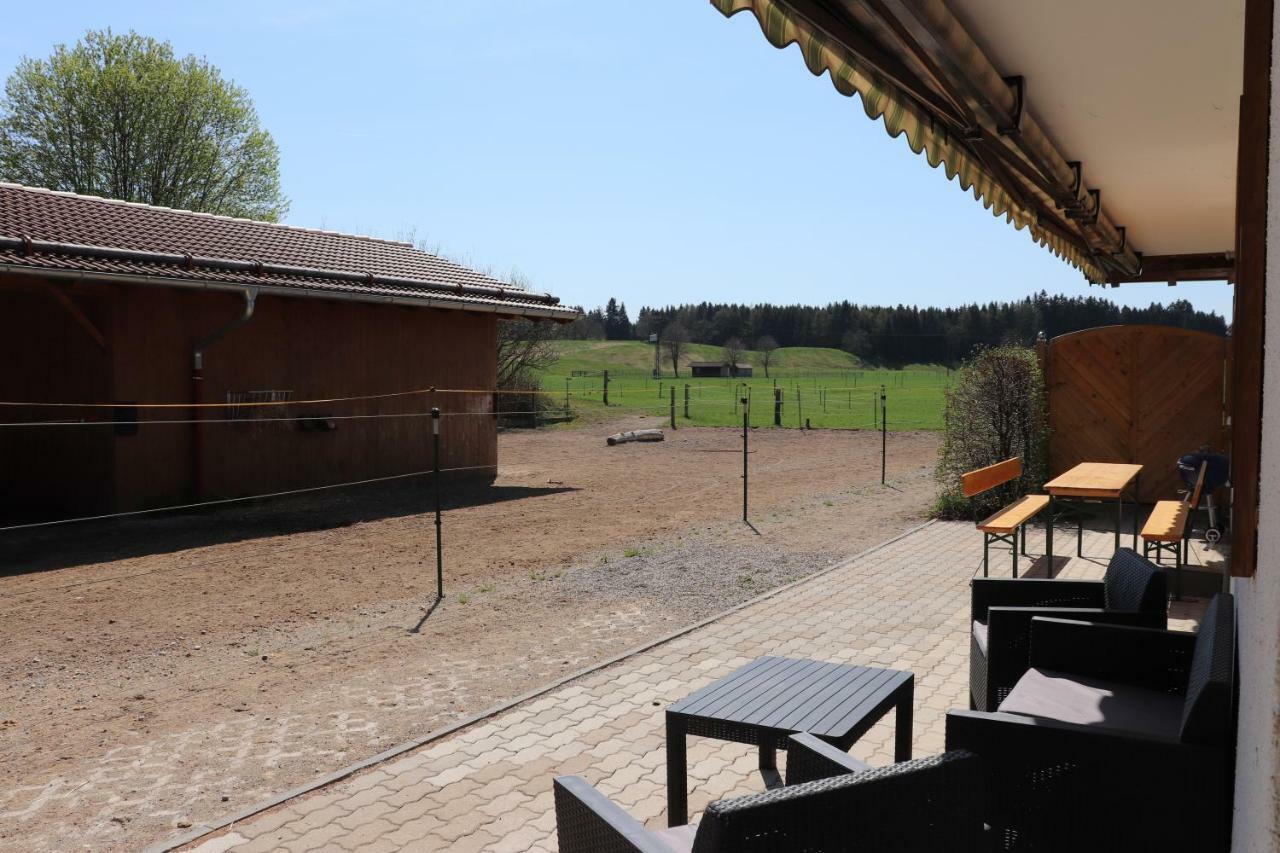 Ferienwohnung Pferdehof Pankratz Iffeldorf Exterior photo